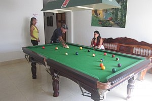 Billiardtisch im Bella Tropicana Hotel